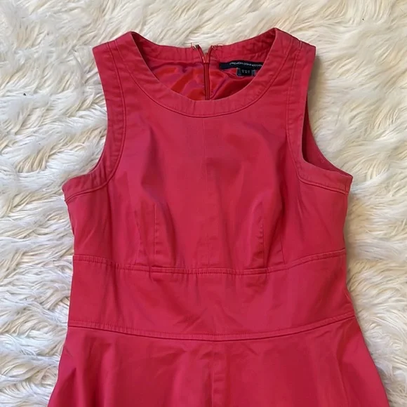 Red dress - Picture 5 of 7